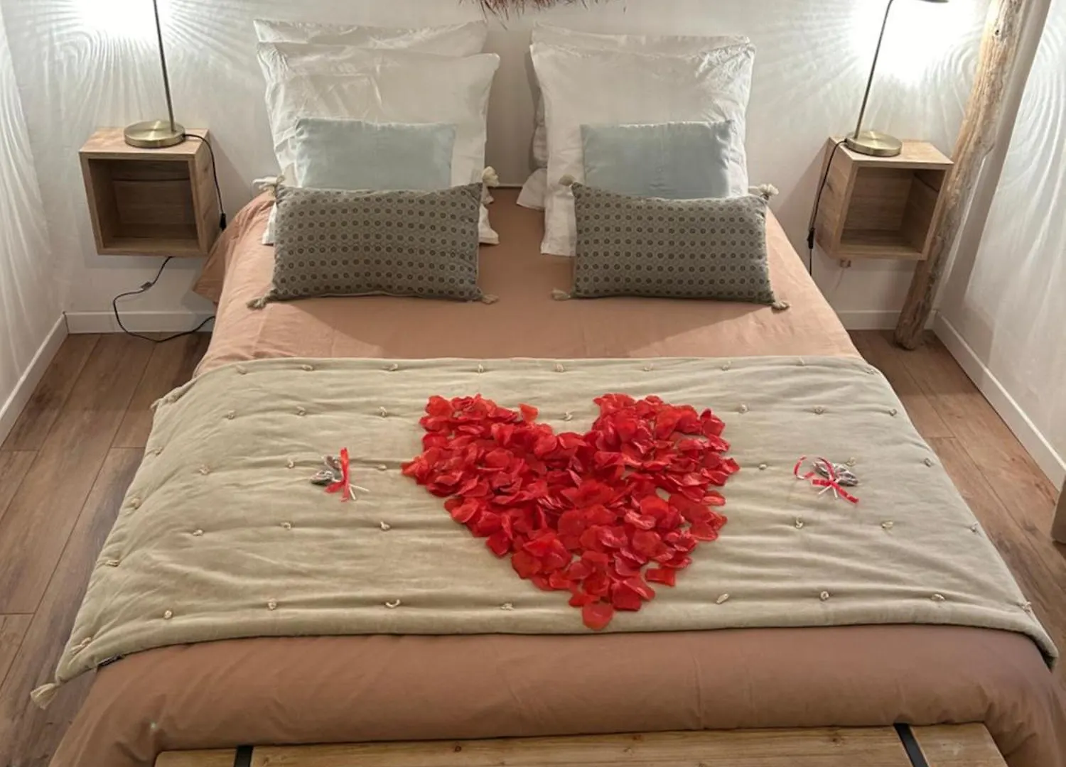 Cocon Cosy Appart Romantique, Jacuzzi Piscine Puget
