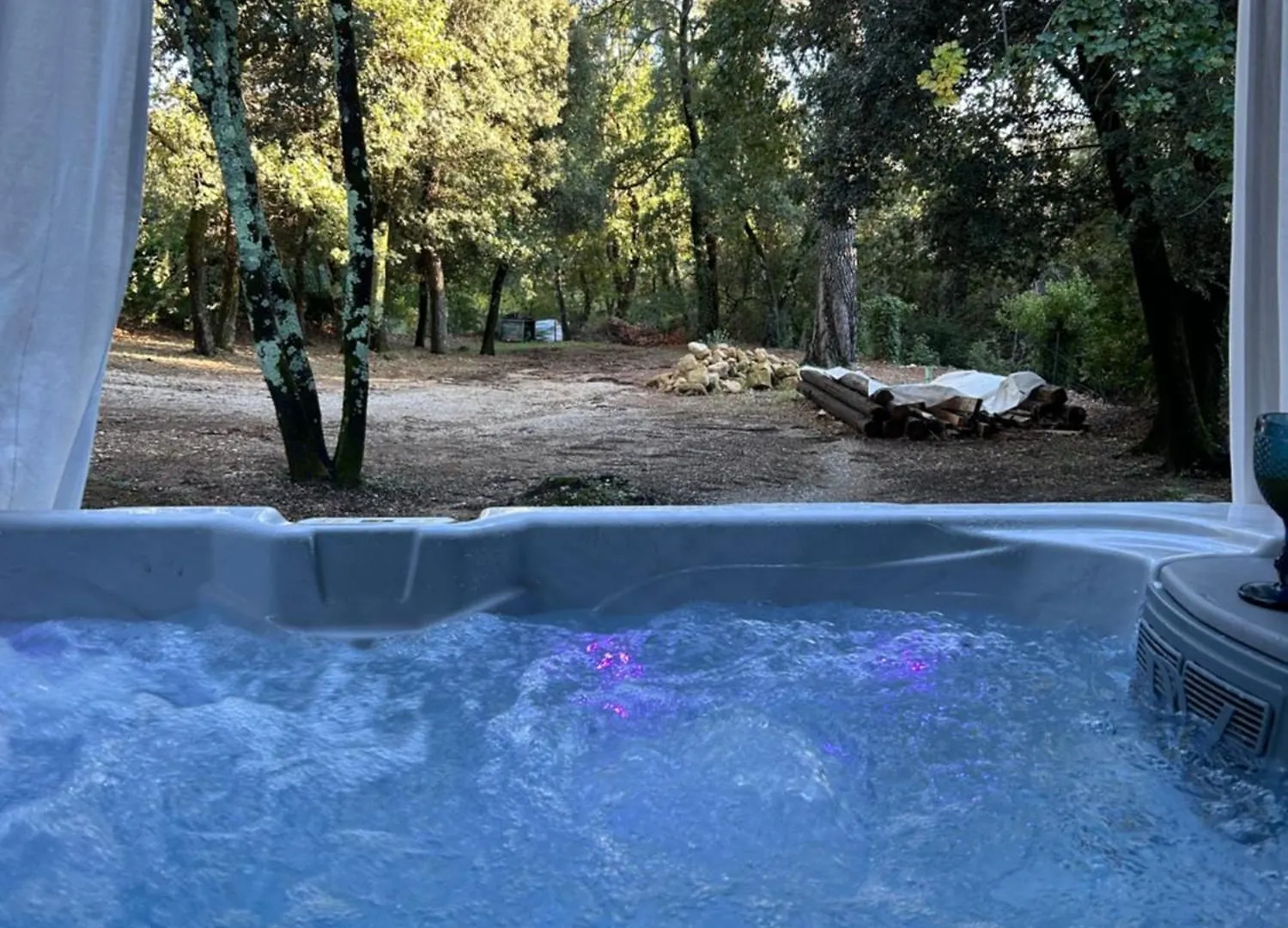 Cocon Cosy Appart Romantique, Jacuzzi Piscine Puget 0*,